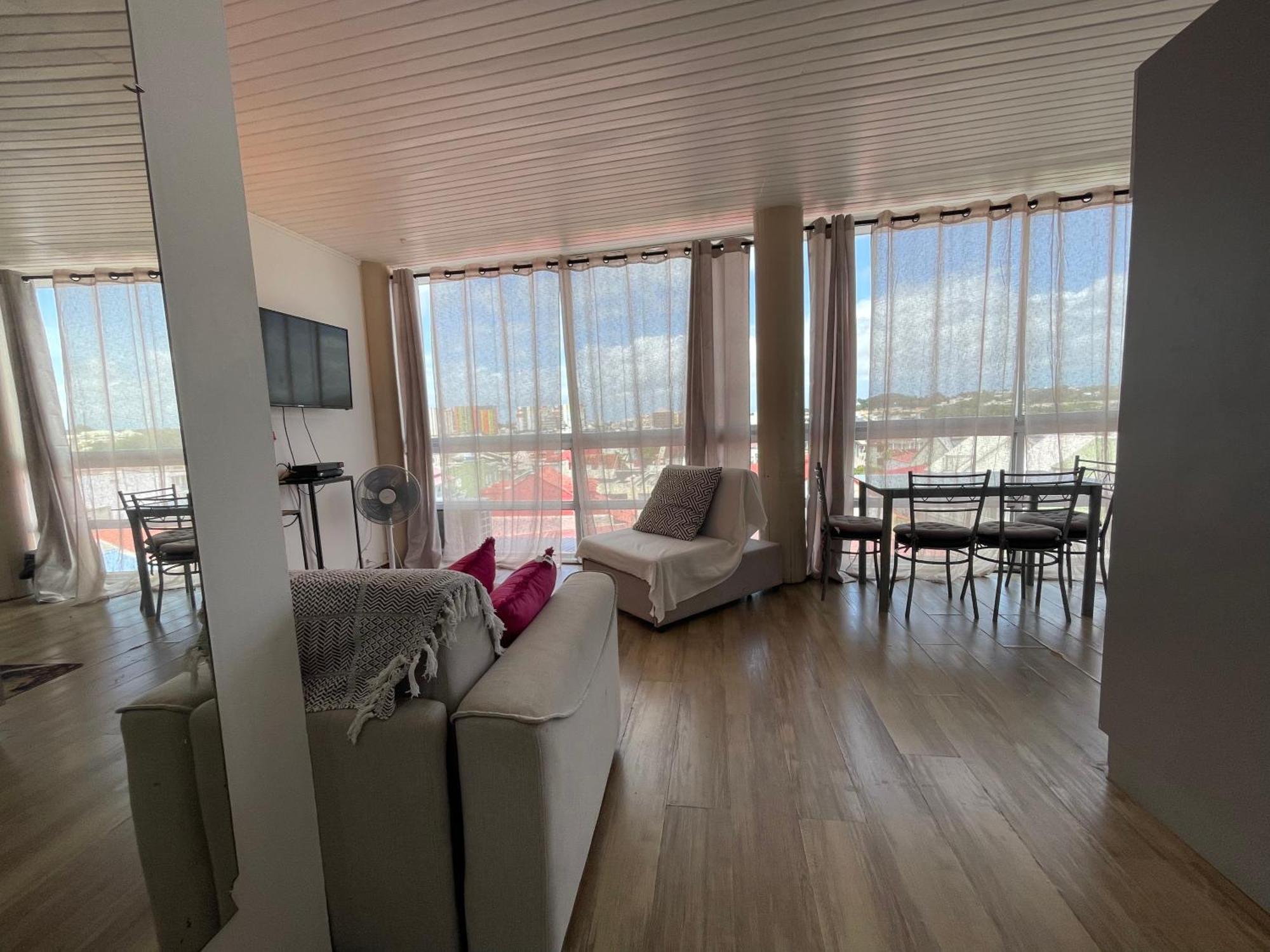 ポワンタピートルPenthouse 10 Min Port Croisiere Et Aeroportアパートメント エクステリア 写真